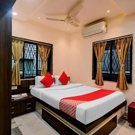 Dharmatala Inn Kolkata Bagian luar foto